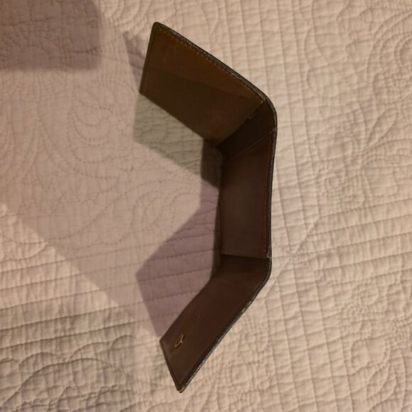 Louis Vuitton Credit Card Case - Picture 10 of 12